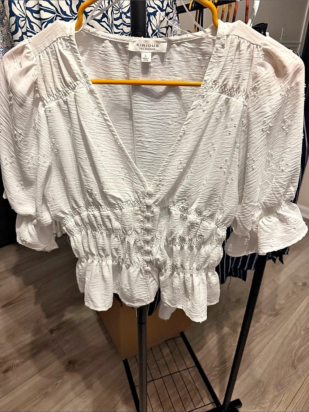 KIRIOUS White Blouse Size Large Like New